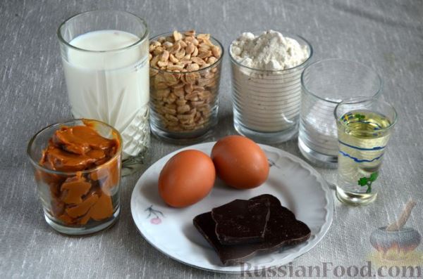 Блины «Сникерс» со сгущёнкой, арахисом и шоколадом